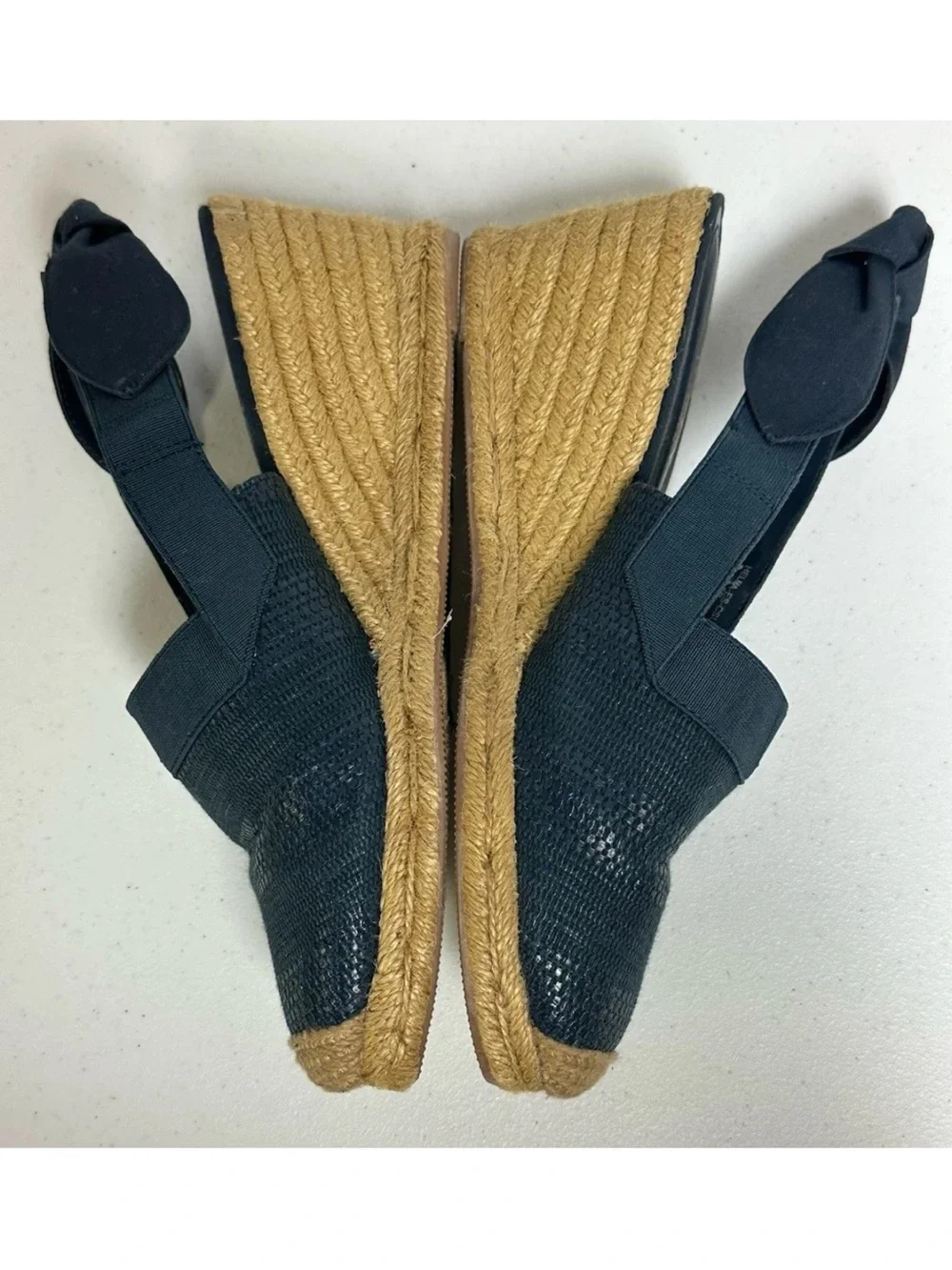 RALPH LAUREN Women’s Blue/Gold Burlap Mesh Wedge Shoe Size 9.5